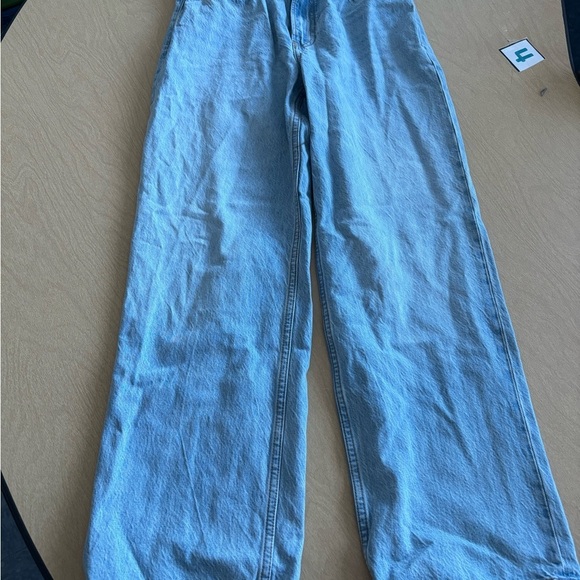 Abercrombie and Fitch loose high waist medium color 26 short nwt - Picture 2 of 7